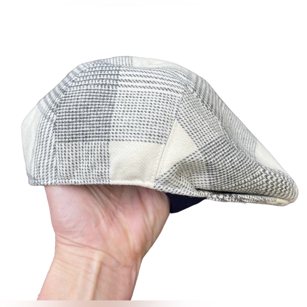 Anthony Peto Wool Plaid Flat Cap in Cream & Gray Sz 58